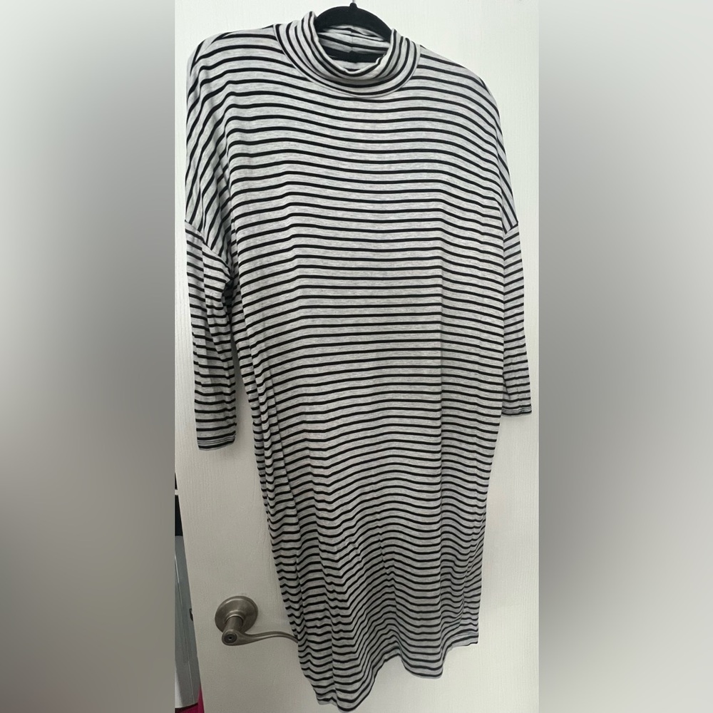 Lou & Grey for Loft Casual Turtleneck Midi Dress